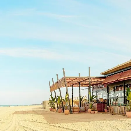 Hipotels Barrosa Palace & צ'יקלנה דה לה פרונטרה