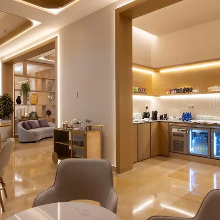 מלון Hipotels Barrosa Palace &