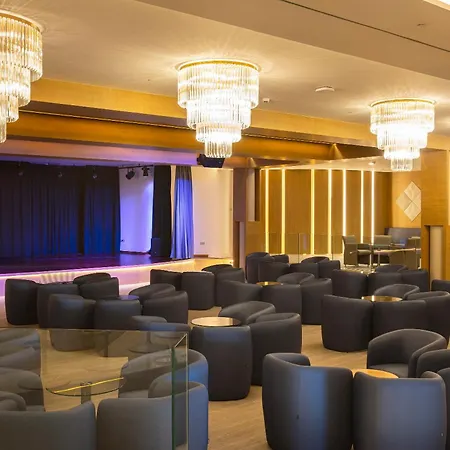 מלון Hipotels Barrosa Palace & 5*