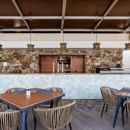 Hipotels Barrosa Palace & מלון צ'יקלנה דה לה פרונטרה
