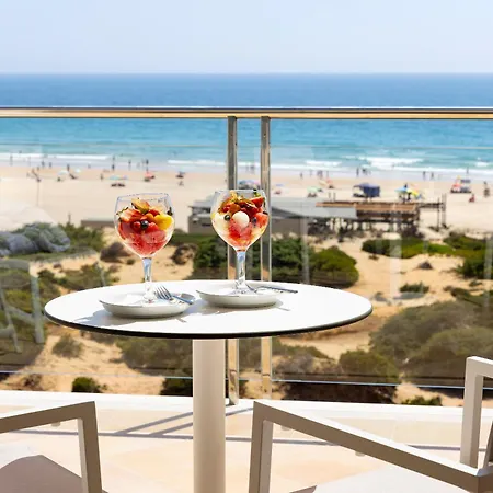 Hipotels Barrosa Palace & מלון צ'יקלנה דה לה פרונטרה